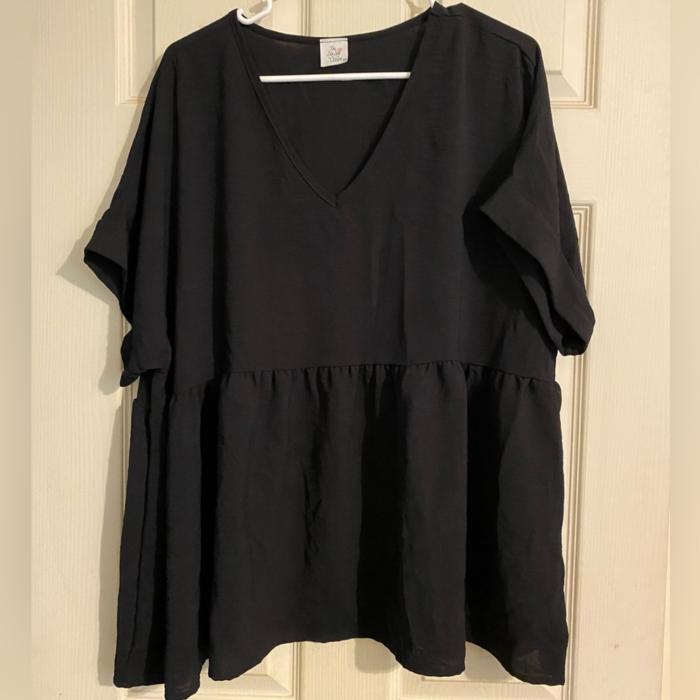 City Sleek Top - Black